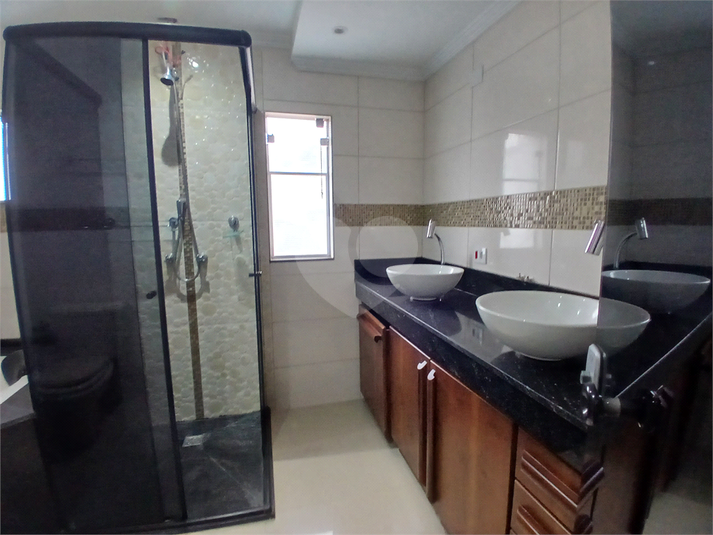 banheiro suíte casal (piso 2)