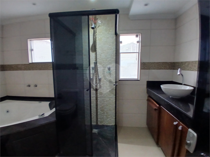 banheiro suíte casal (piso 2)