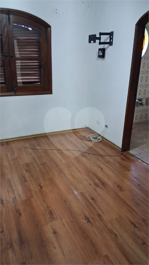 Foto REO1148534