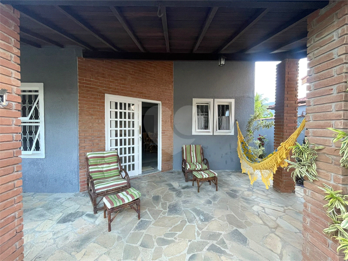 Foto REO1149862