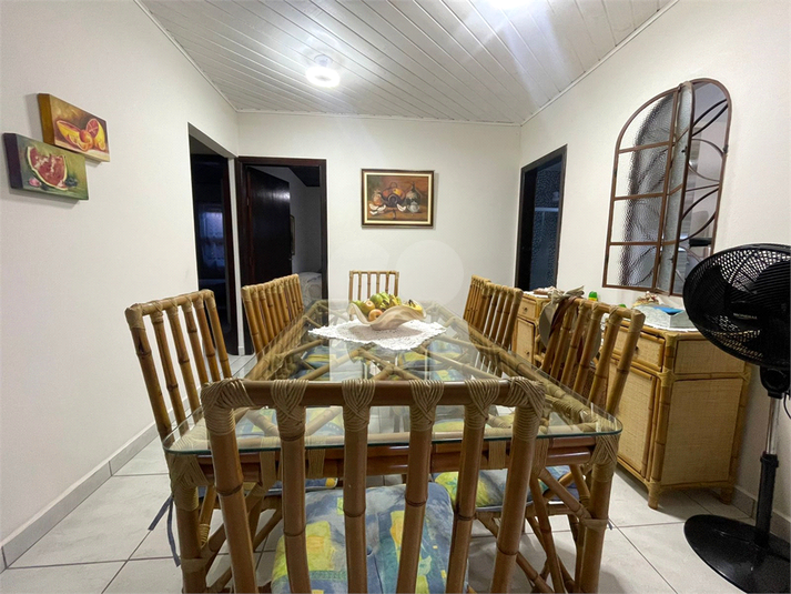 Foto REO1149862