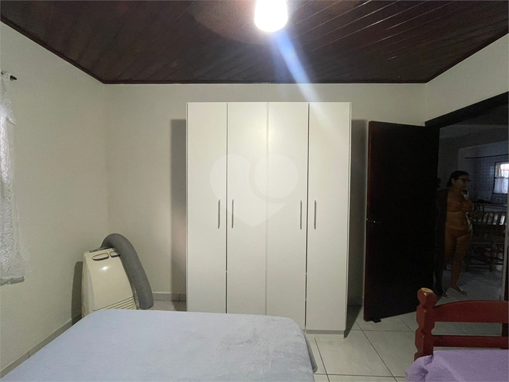 Foto REO1149862