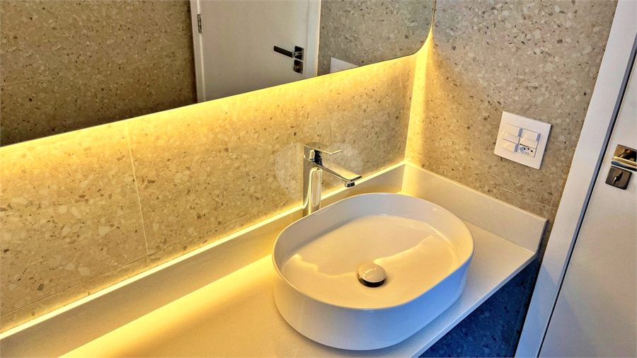 Foto REO115193