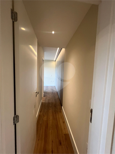 vista corredor acessp aos quartos