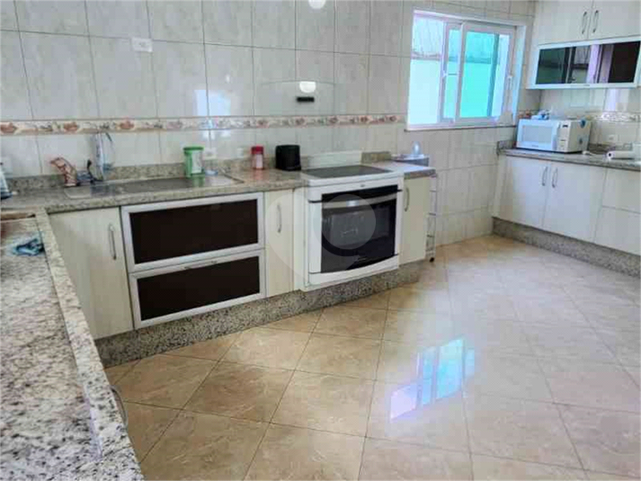 Foto REO1152143
