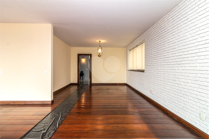 Foto REO1152722