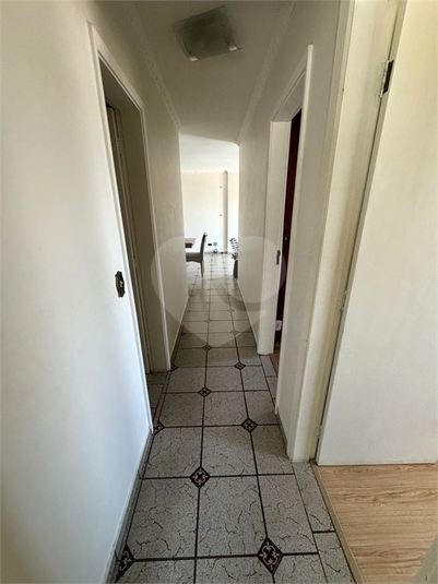 corredor quartos/banheiro