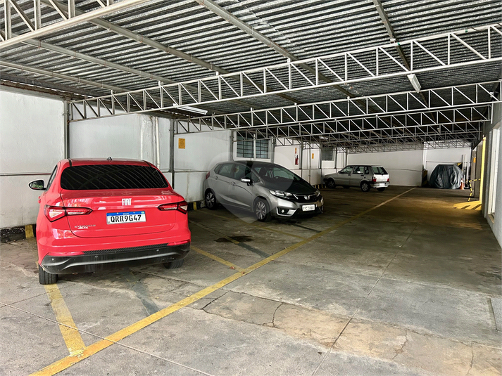 Vagas externas e no subsolo