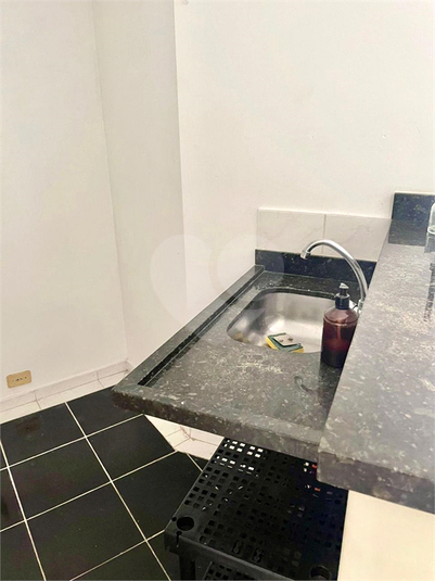 Balcao e pia da cozinha