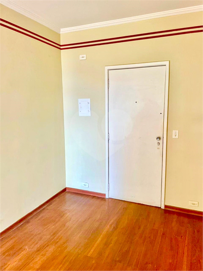 PORTA DA SALA (Entrada e Saida)