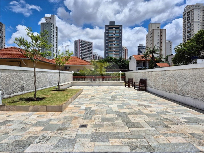 Foto REO1157605