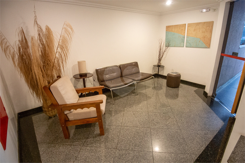 Foto REO1157611
