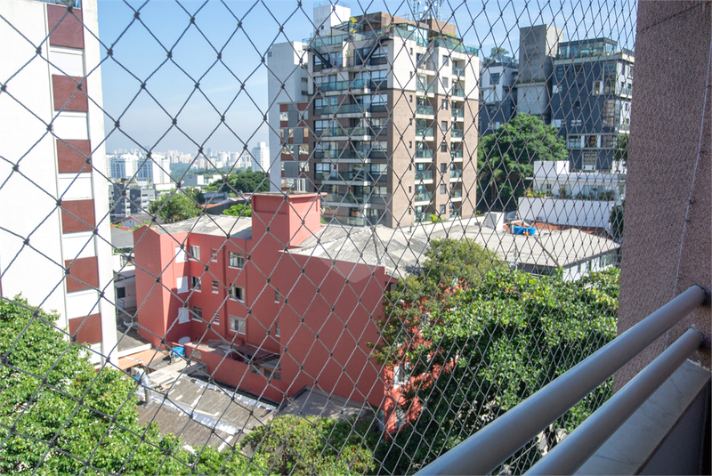 Foto REO1157611