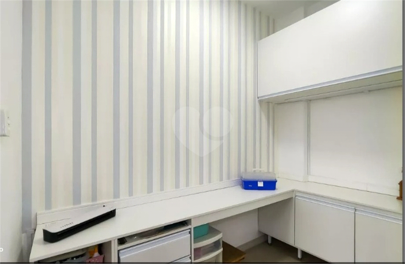 Escritório/dependência