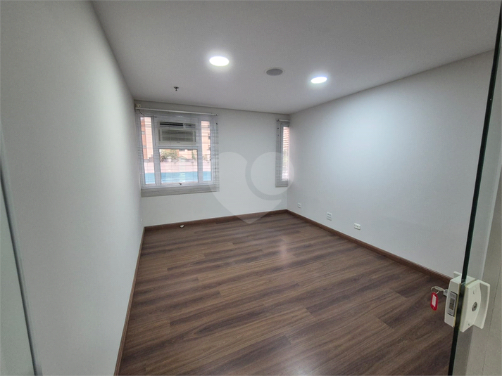 Foto REO1159215