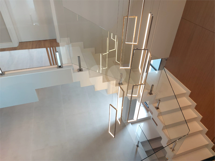 Escada vista superior