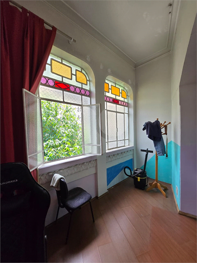 detalhe da extensão do quarto para a Rua Jener