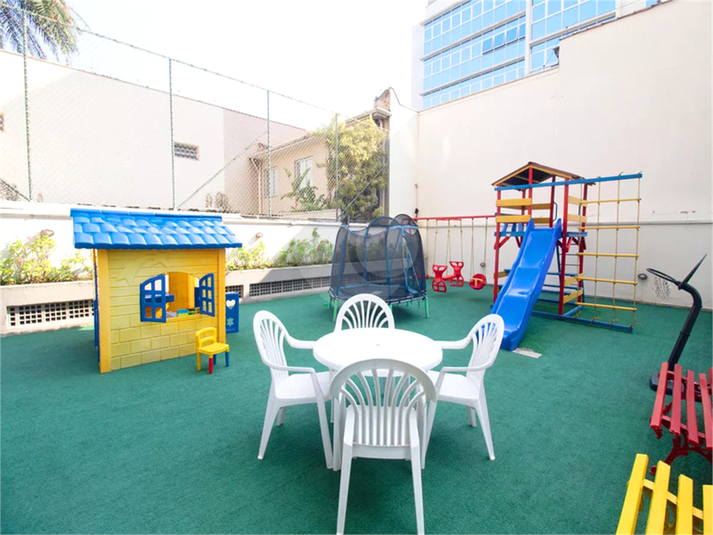 Foto REO1162293