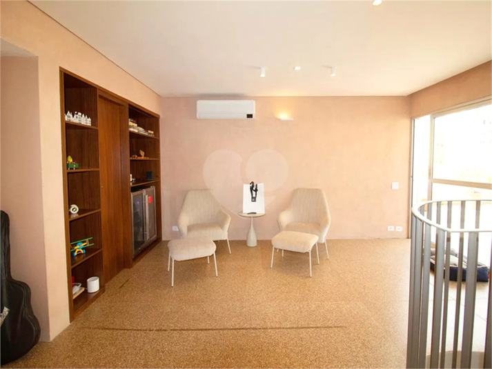 Foto REO1162293