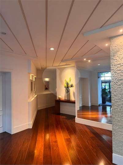 Hall de entrada do edifício