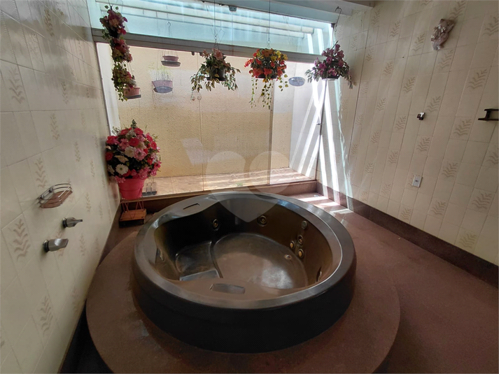 Suíte master com hidro