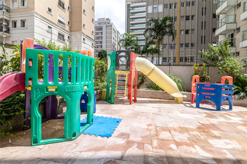 Foto REO1166049