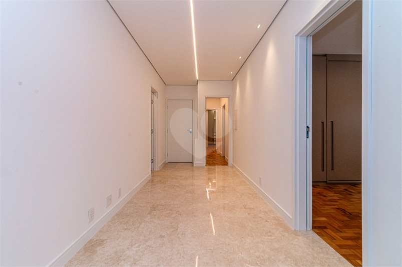 Foto REO1166049