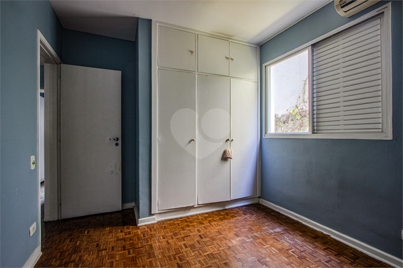 Foto REO1166235