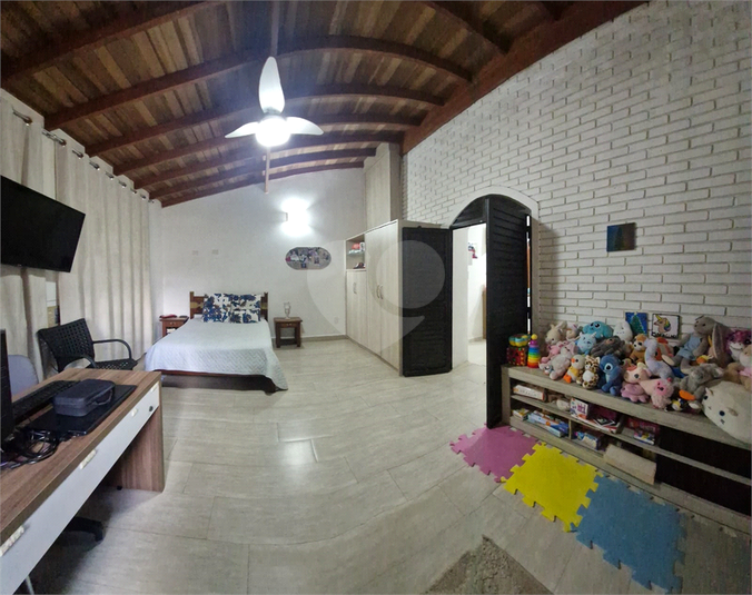 Foto REO1166652