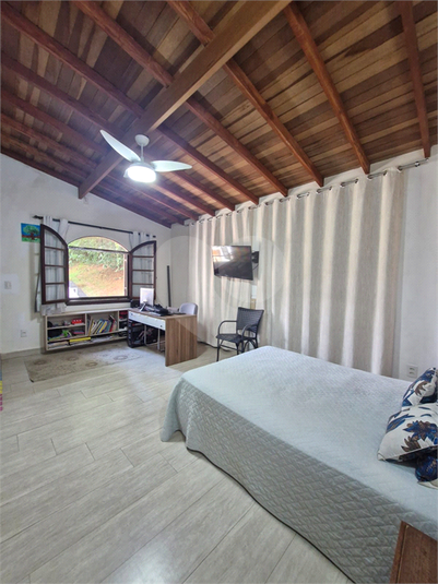 Foto REO1166652