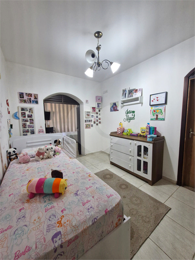 Foto REO1166652