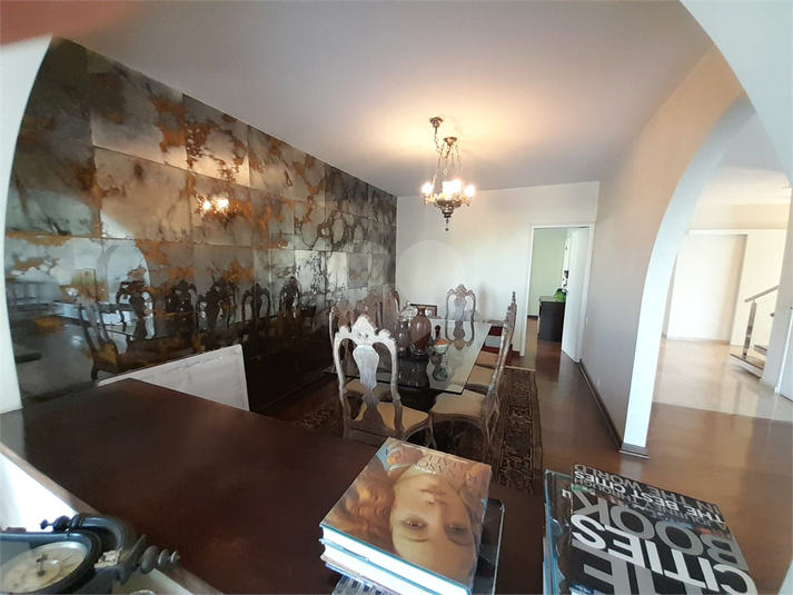 Foto REO1166731