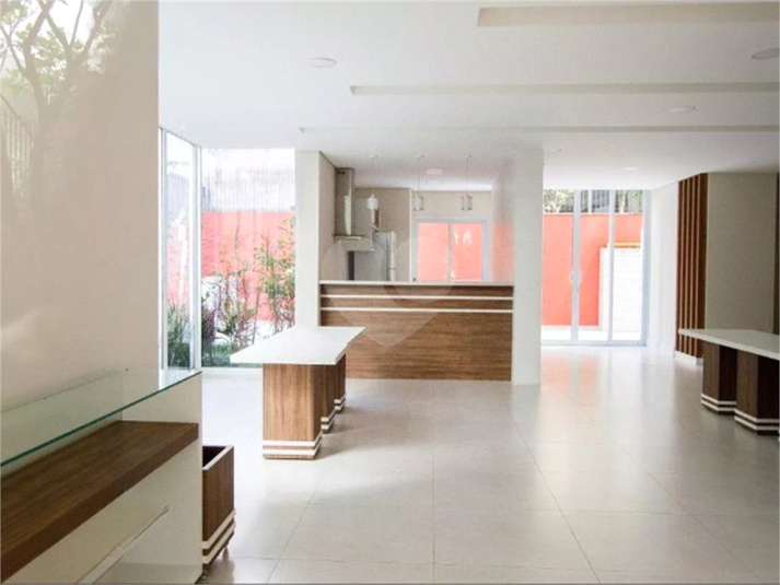 Foto REO1166863