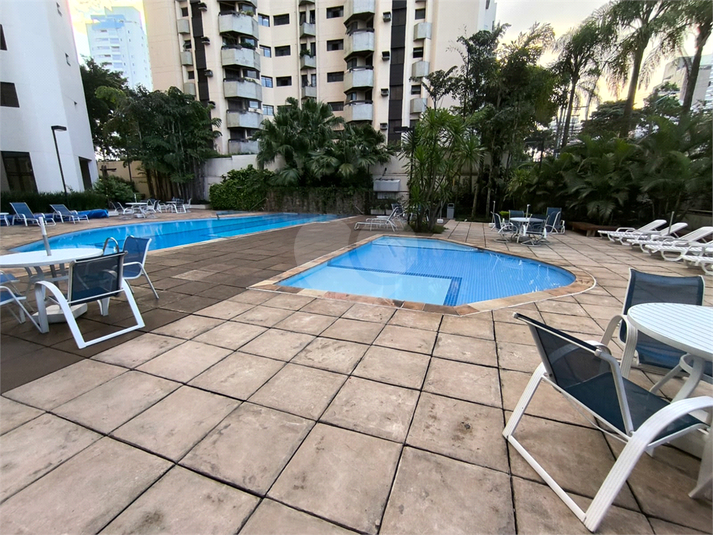 Foto REO1170659
