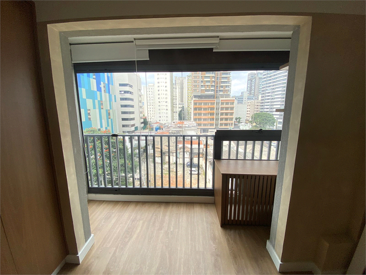 Foto REO1171176