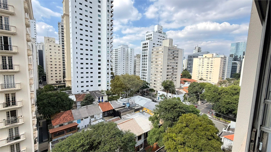 Foto REO1171535