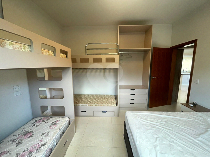 Foto REO1171593