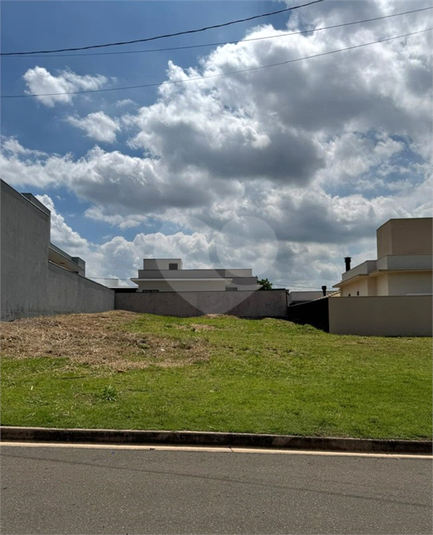 Foto REO1172619