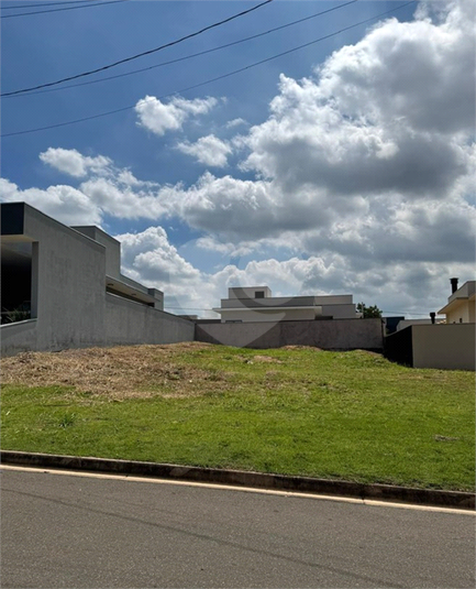 Foto REO1172619