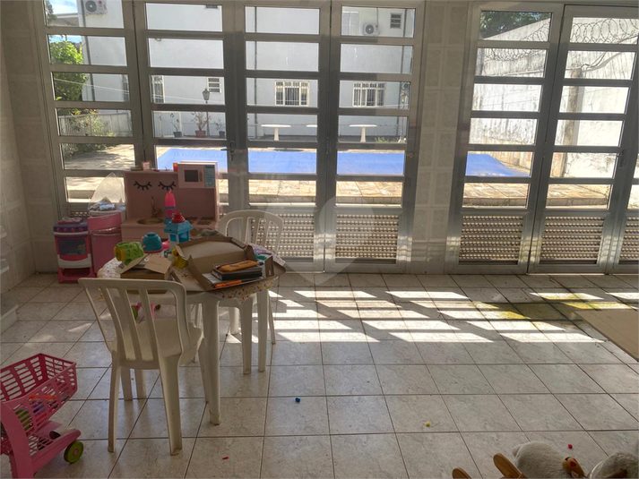 Foto REO1175631