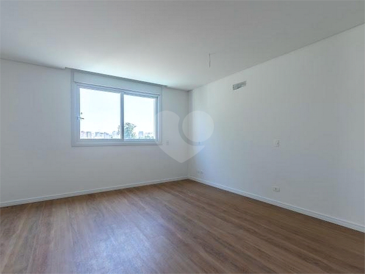 Foto REO1175639