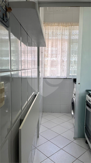 Fica mesinha dobravel