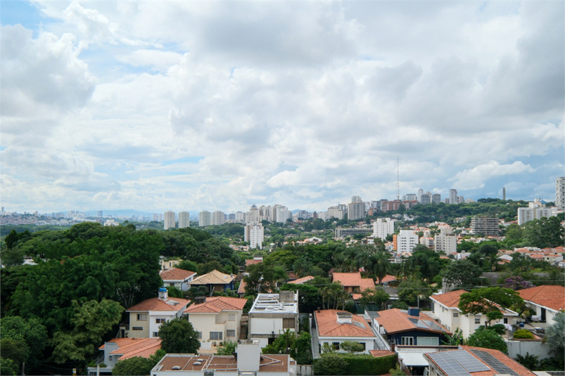 Foto REO1176657
