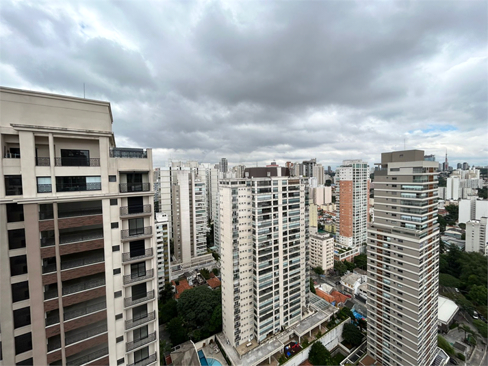 Foto REO1176965