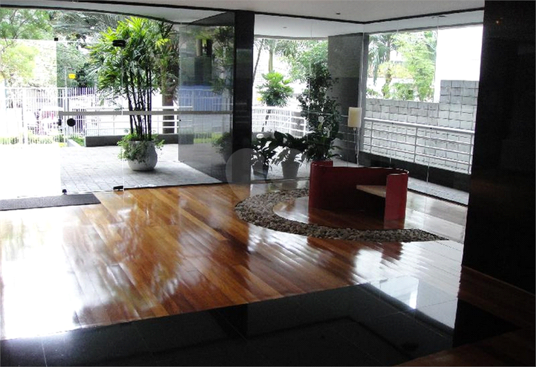 Foto REO11775