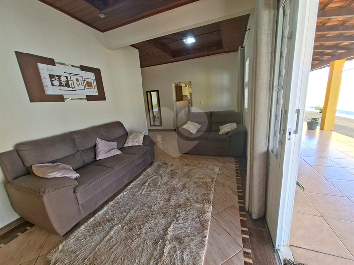 Foto REO1177527