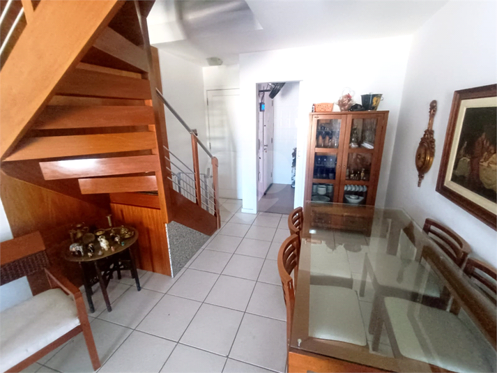 Foto REO1177555