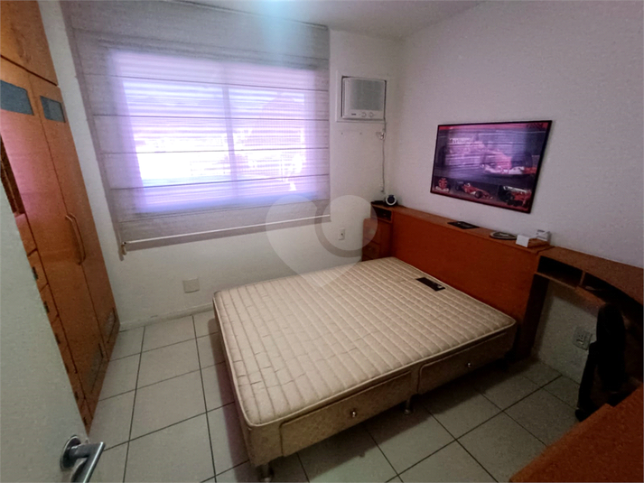 Foto REO1177555