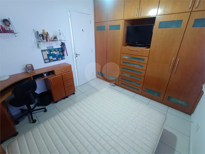 Foto REO1177555