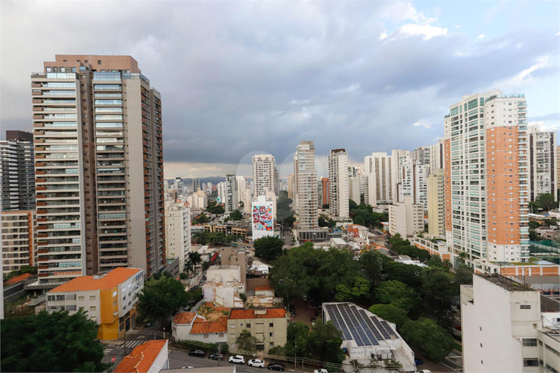Foto REO1177902